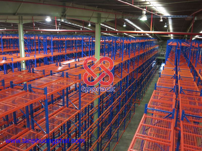 Kệ chuyên dụng – Giải pháp lưu trữ hàng hóa đặc thù trong kho công nghiệp