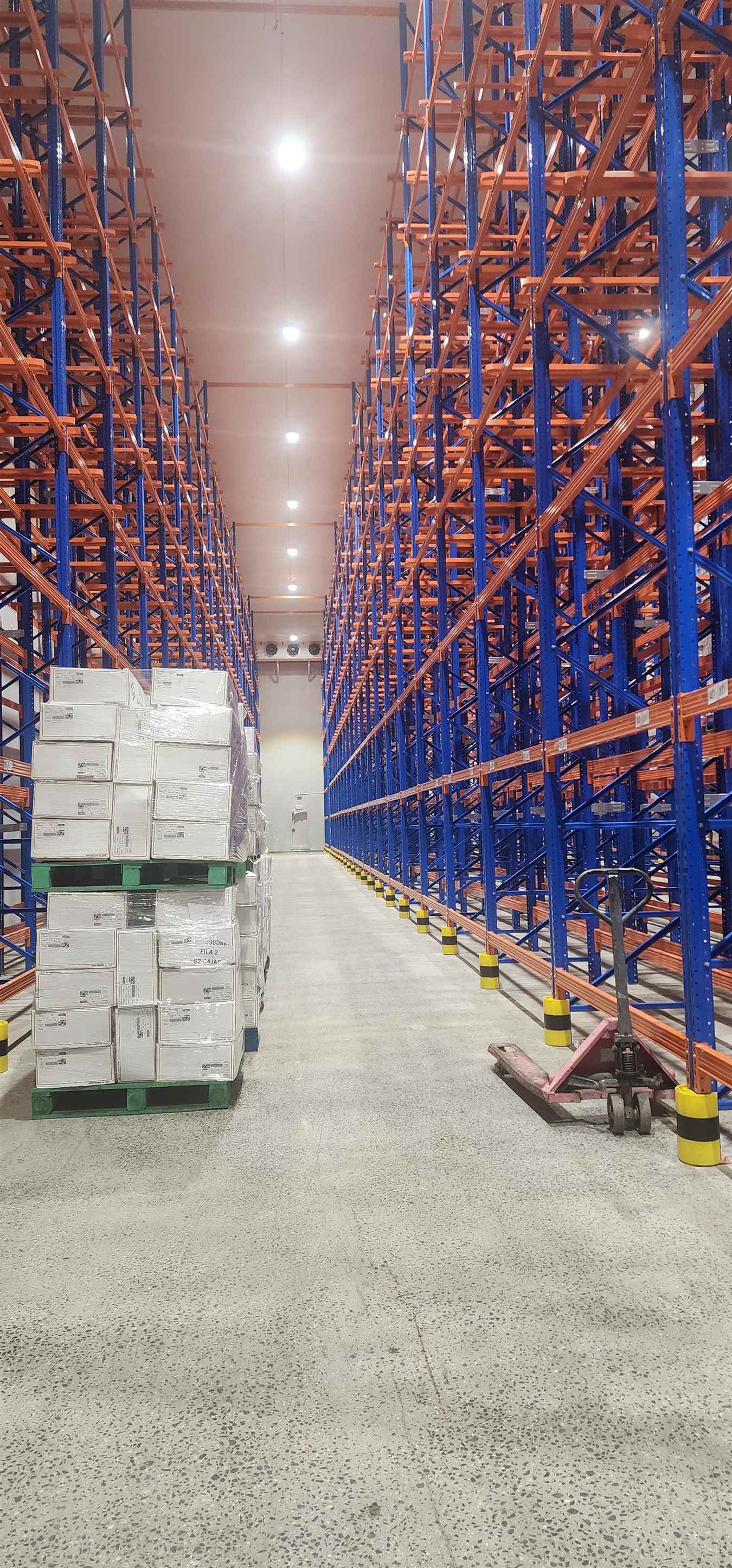 Kệ Drive In – Giải pháp lưu trữ pallet mật độ cao