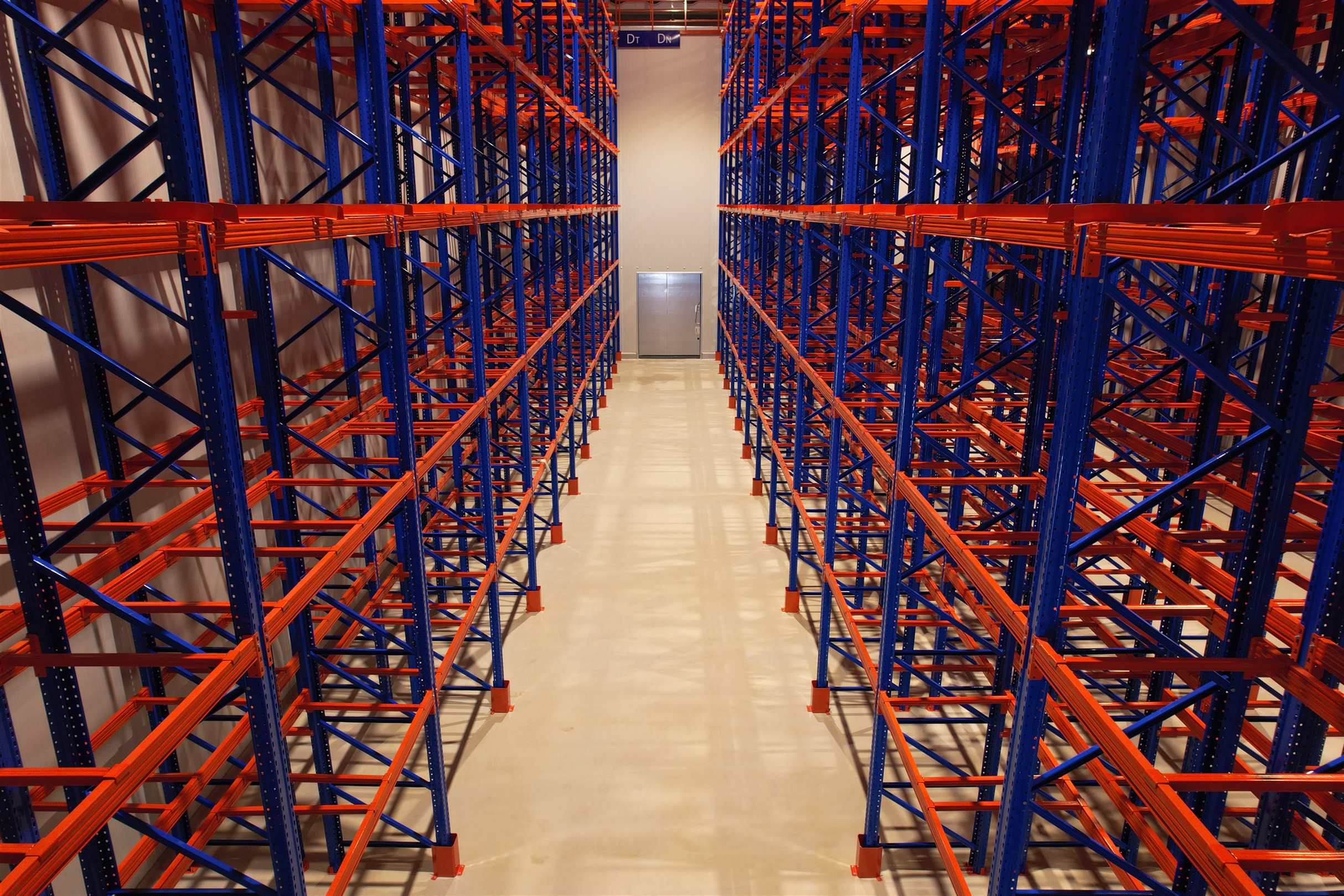 Kệ Double Deep – Giải pháp lưu trữ pallet mật độ cao