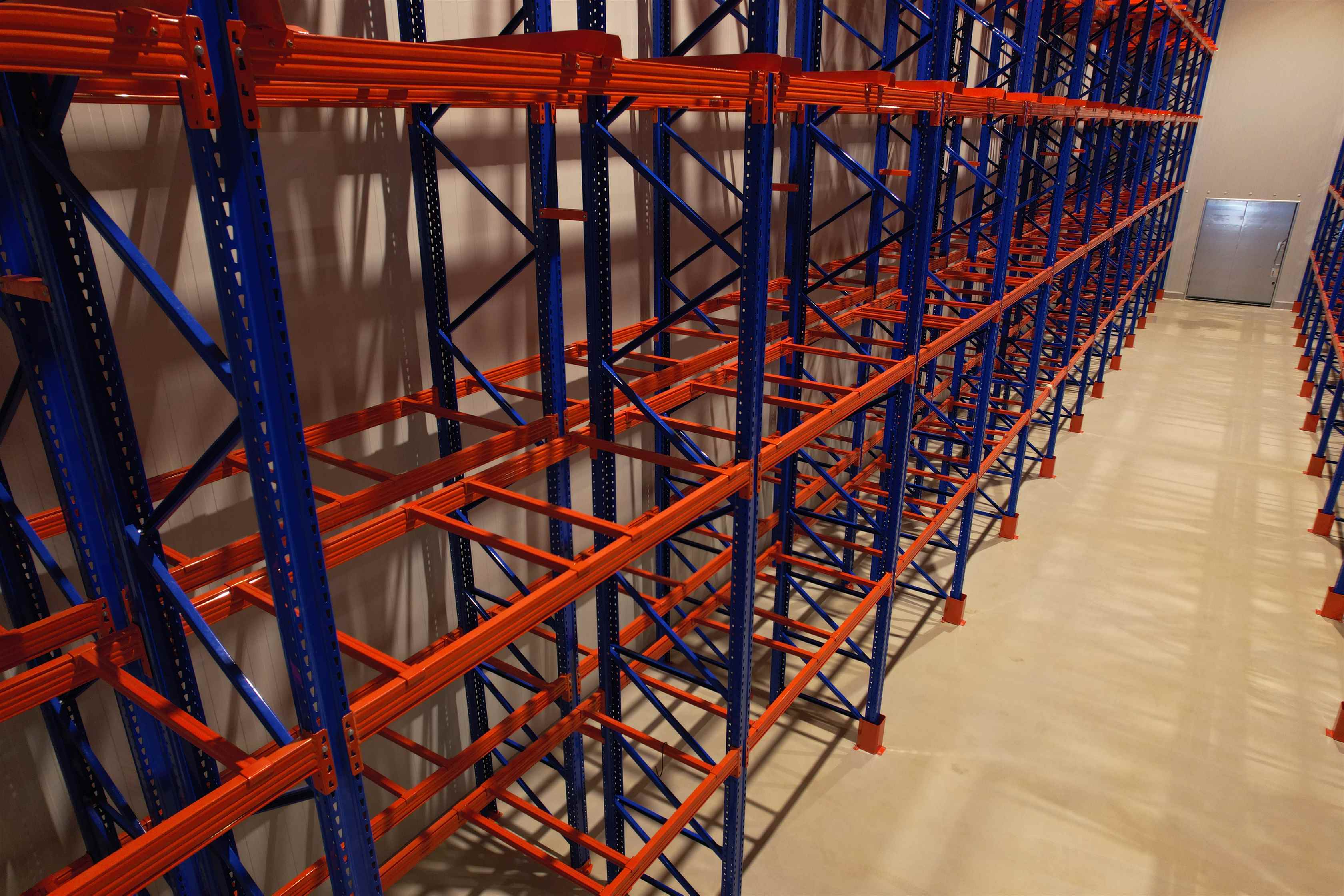 Kệ Double Deep – Giải pháp lưu trữ pallet mật độ cao