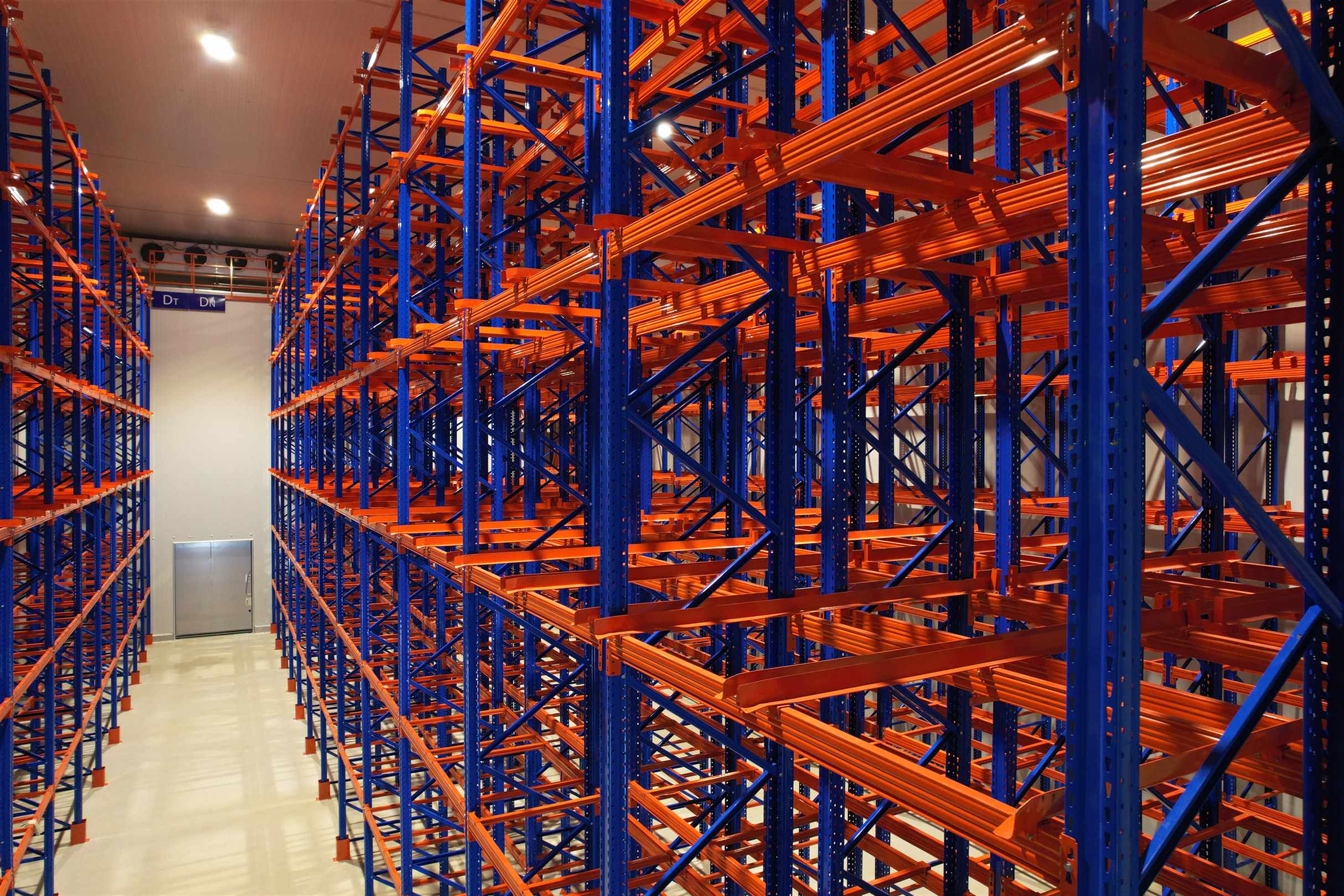 Kệ Double Deep – Giải pháp lưu trữ pallet mật độ cao