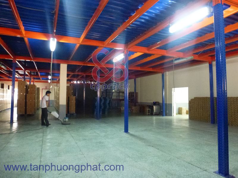 Sàn thép & Mezzanine – Giải pháp tối ưu diện tích cho kho và nhà xưởng